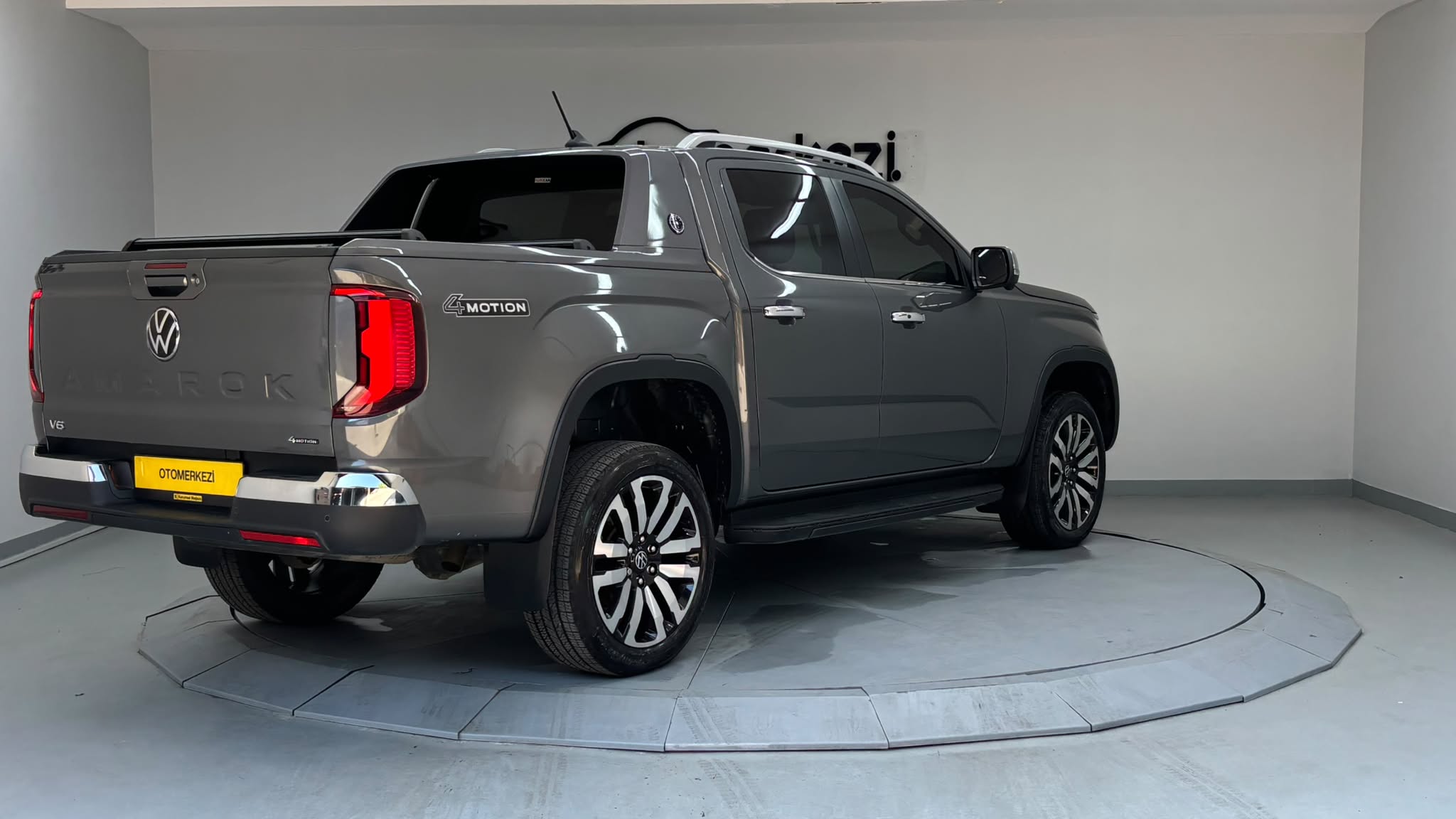 VOLKSWAGEN AMAROK 5